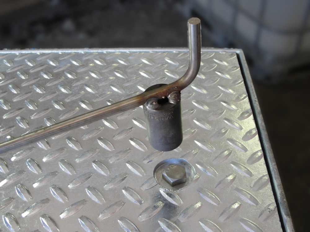 Special penta, socket head lifting tool P/N 8000P used for manual